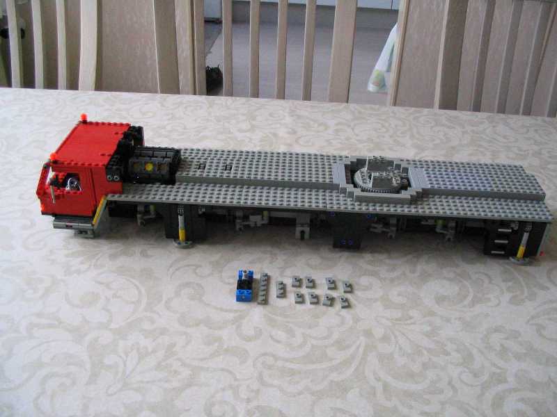 lego_liebherrltm1220_instructions_095.jpg