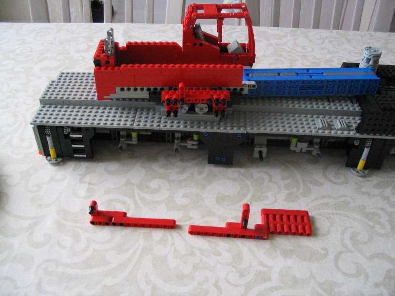lego_liebherrltm1220_instructions_136.jpg