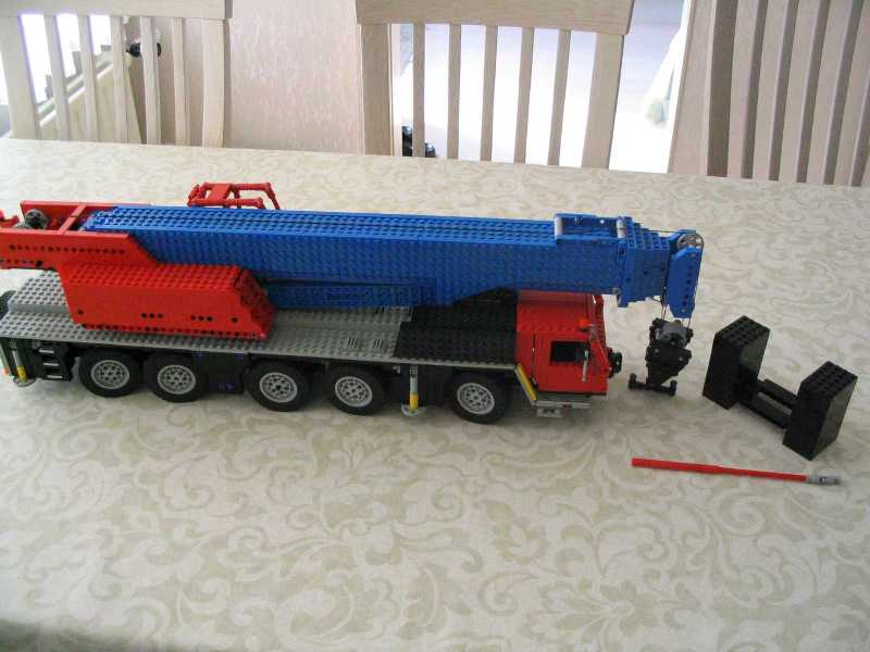 lego_liebherrltm1220_instructions_197.jpg