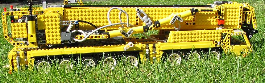 lego_liebherr_ltm1400_021.jpg