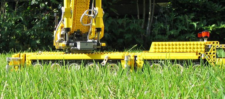 lego_liebherr_ltm1400_025.jpg
