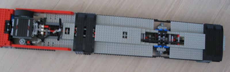 lego_liebherrltm1500unfinished_008.jpg