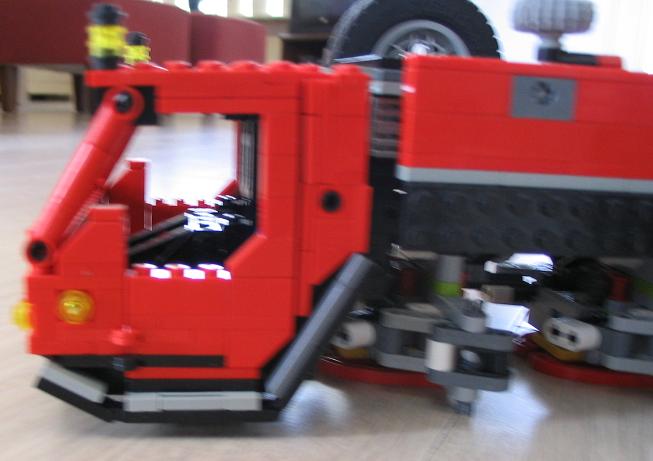 lego_liebherrltm1500unfinished_009.jpg
