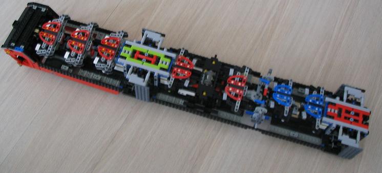lego_liebherrltm1500unfinished_011.jpg