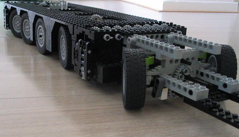 lego_liebherr_mk100_a_002.jpg