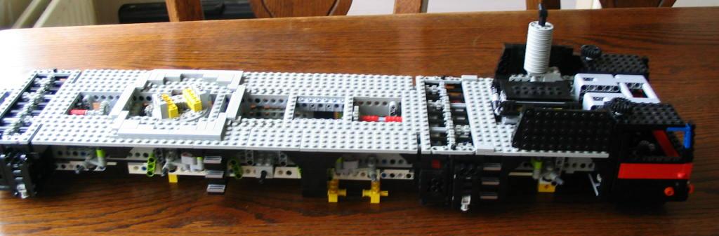 lego_liebherrmk100_unfinished_013.jpg