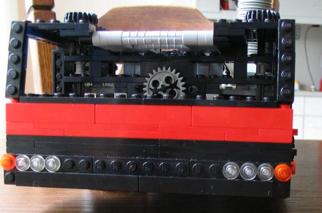 lego_liebherrmk100_unfinished_016.jpg