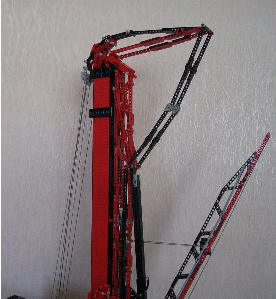 lego_liebherr_mk100_raisingboom_020.jpg