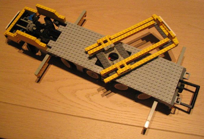 lego_mk100minifigscale_unfinished1_006.jpg