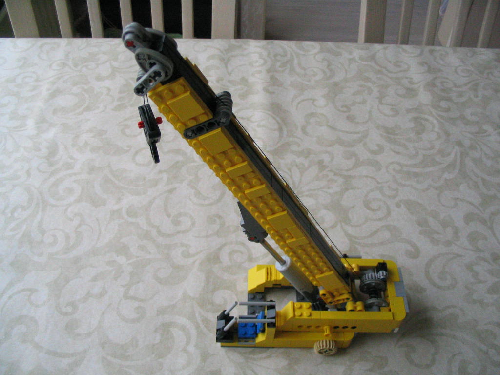 smallthreeaxleinstr_002.jpg