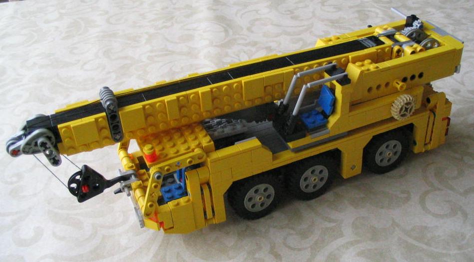 lego_smallthreeaxle_001.jpg