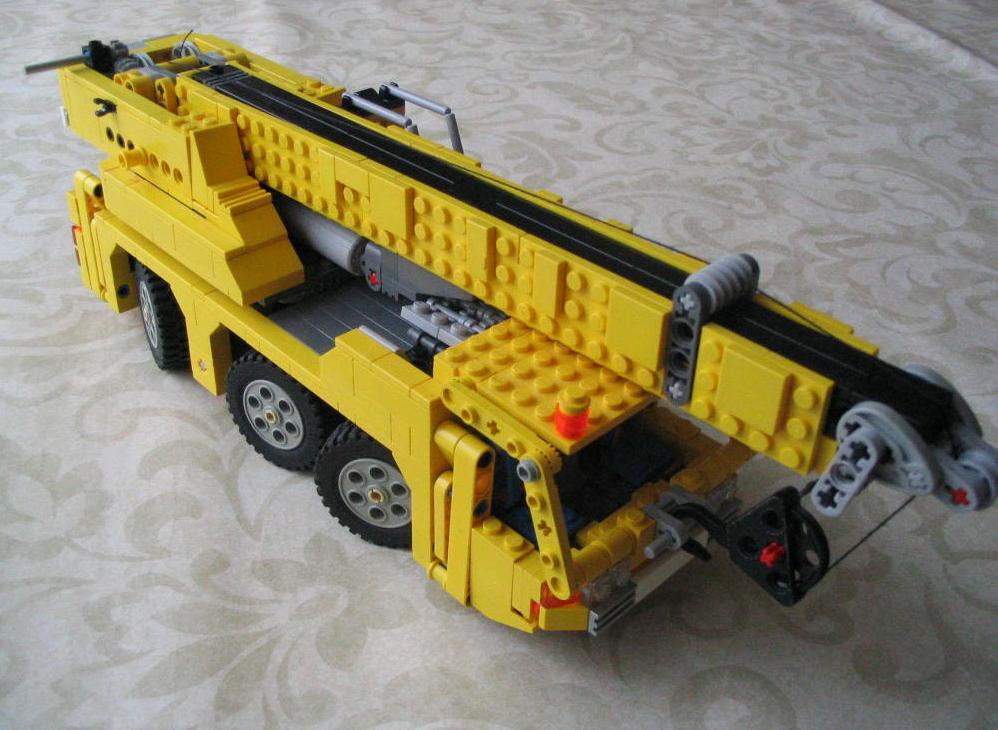 lego_smallthreeaxle_002.jpg
