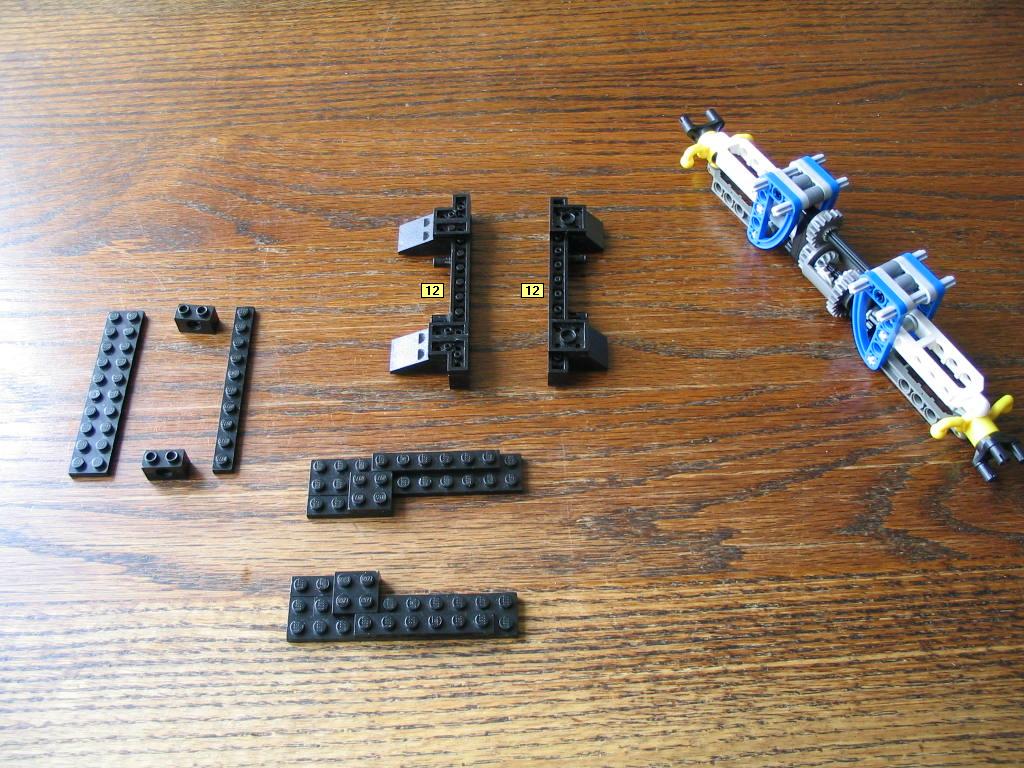 yellowmonstersportscarconstruction01backsuspension05.jpg