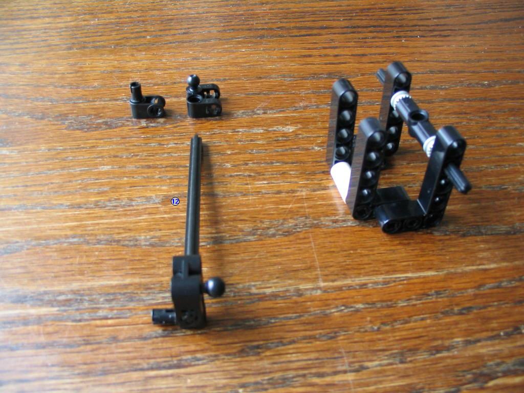 yellowmonstersportscarconstruction02frontsuspension08.jpg