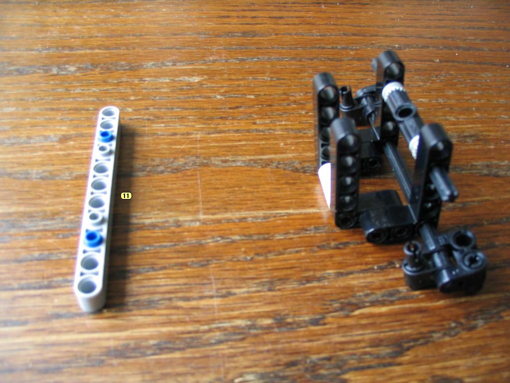 yellowmonstersportscarconstruction02frontsuspension09.jpg