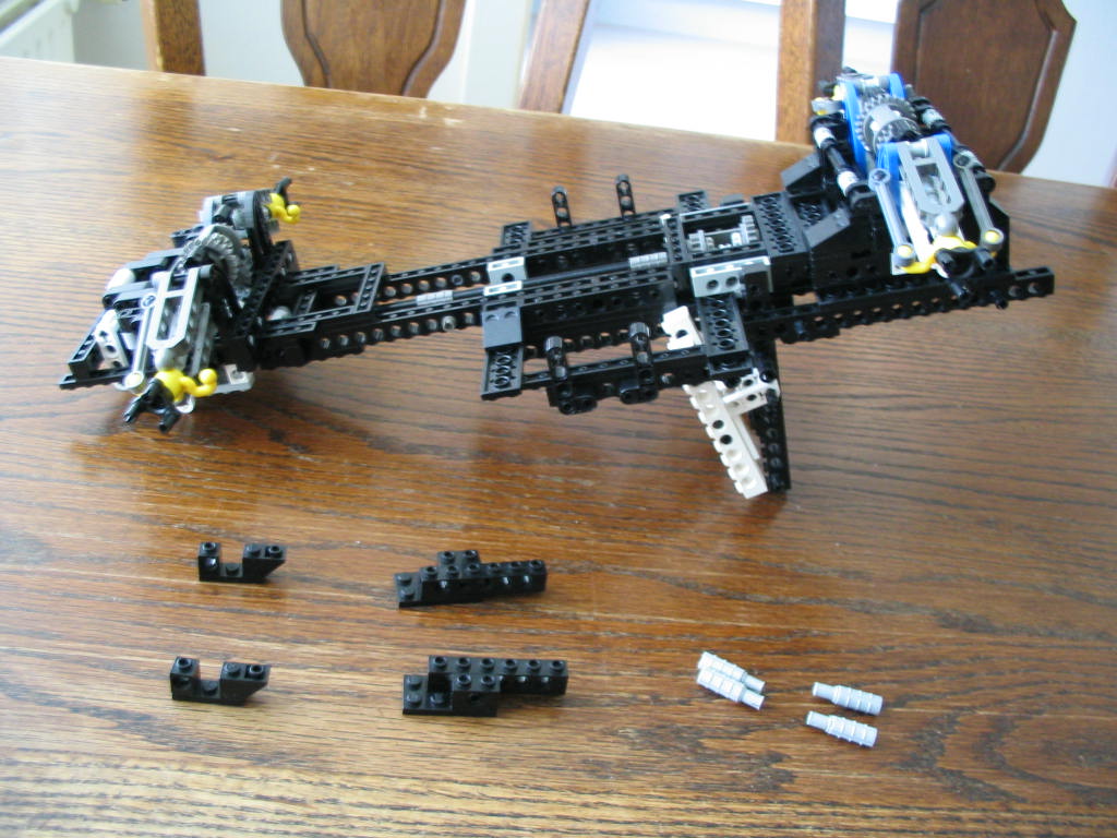 yellowmonstersportscarconstruction06steering02.jpg