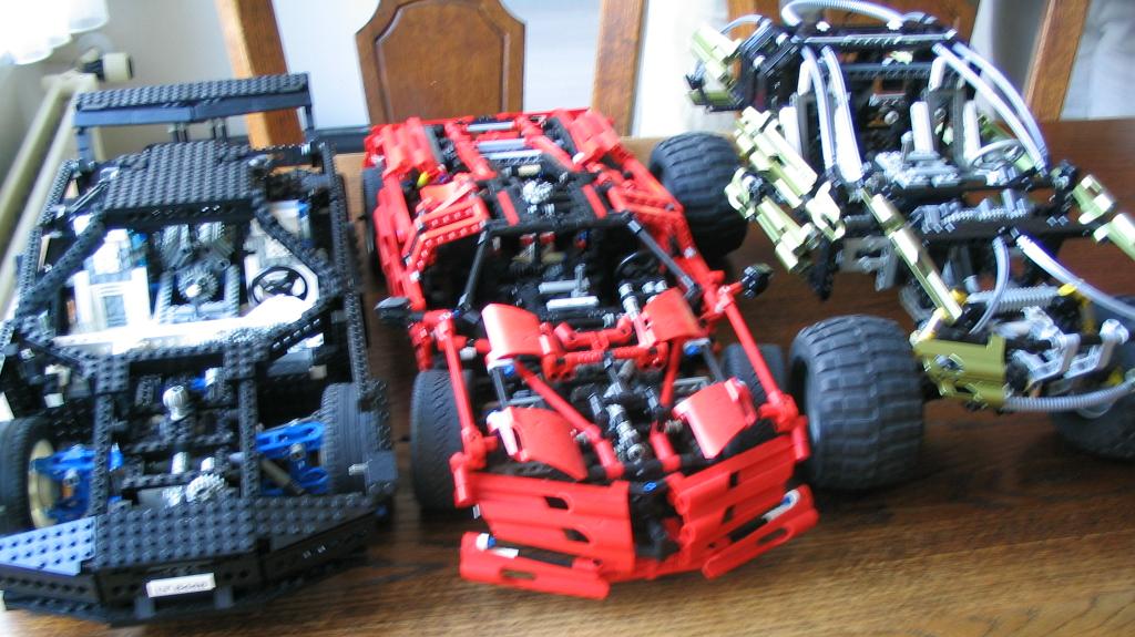 threesupercars_all04.jpg