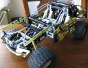 threesupercars_green04.jpg