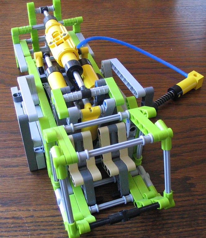 lego_pneumaticwalker_002.jpg