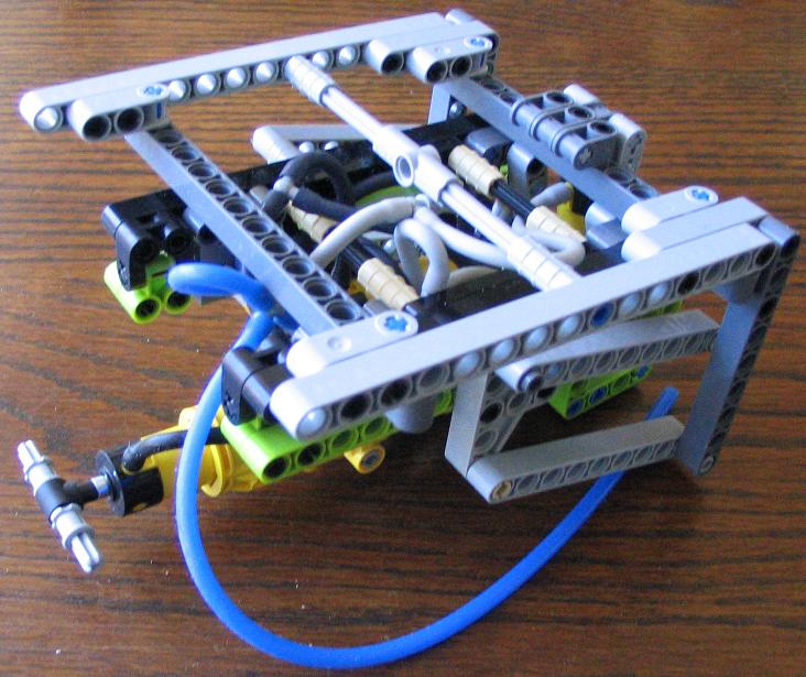 lego_pneumaticwalker_016.jpg