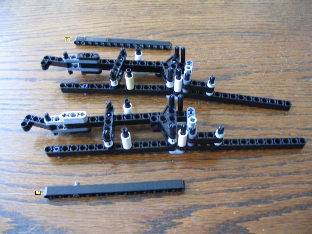 walkingmachine0024.jpg