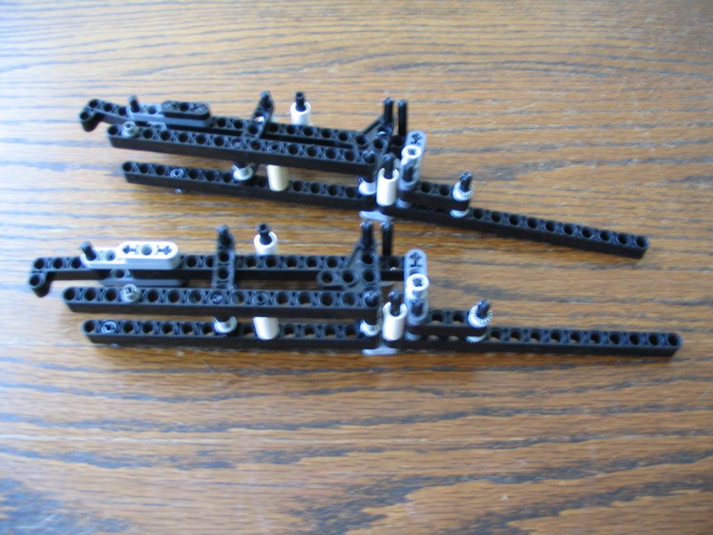 walkingmachine0025.jpg