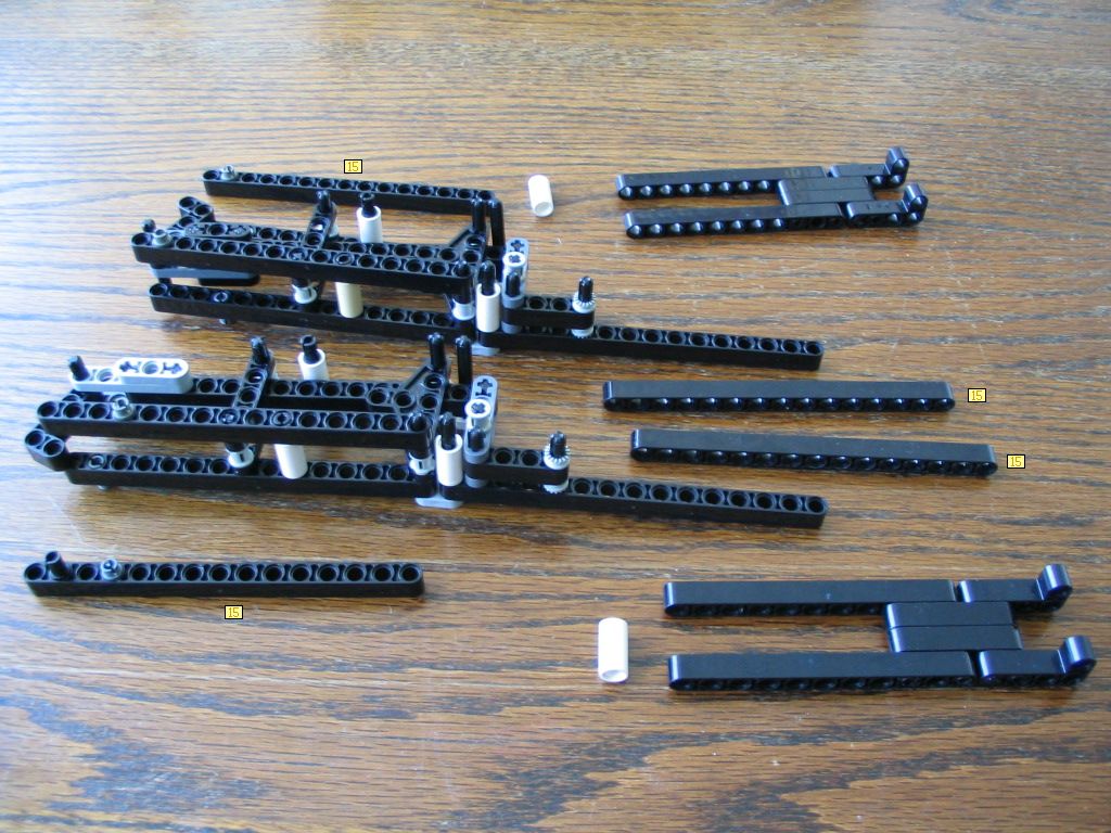 walkingmachine0027.jpg