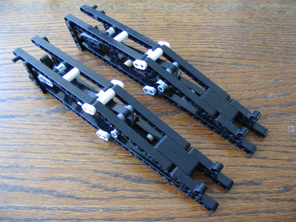 walkingmachine0030.jpg