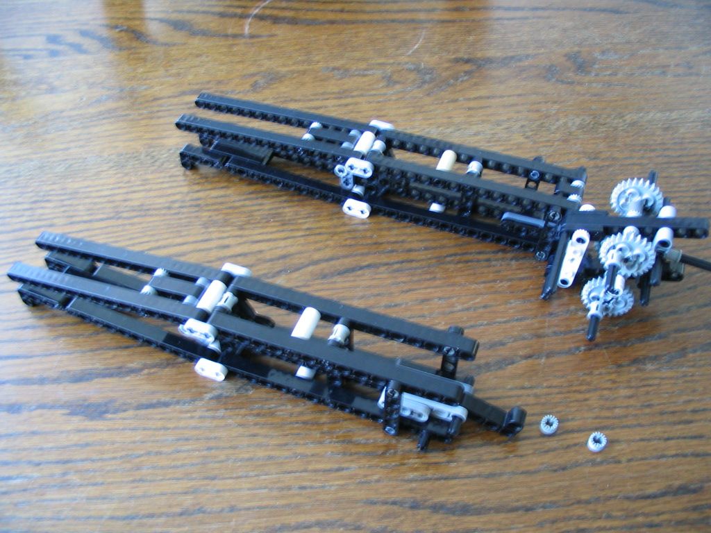 walkingmachine0032.jpg
