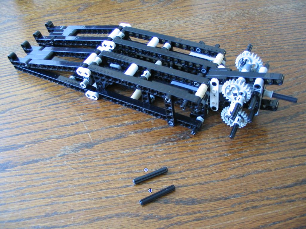 walkingmachine0033.jpg