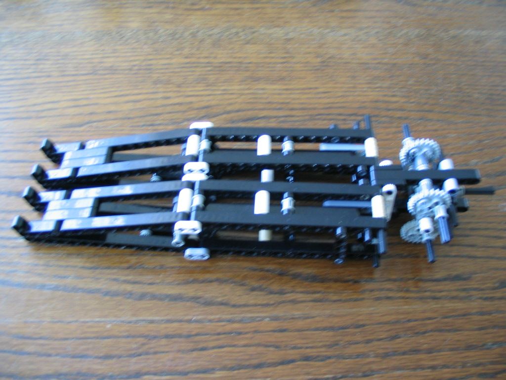 walkingmachine0034.jpg