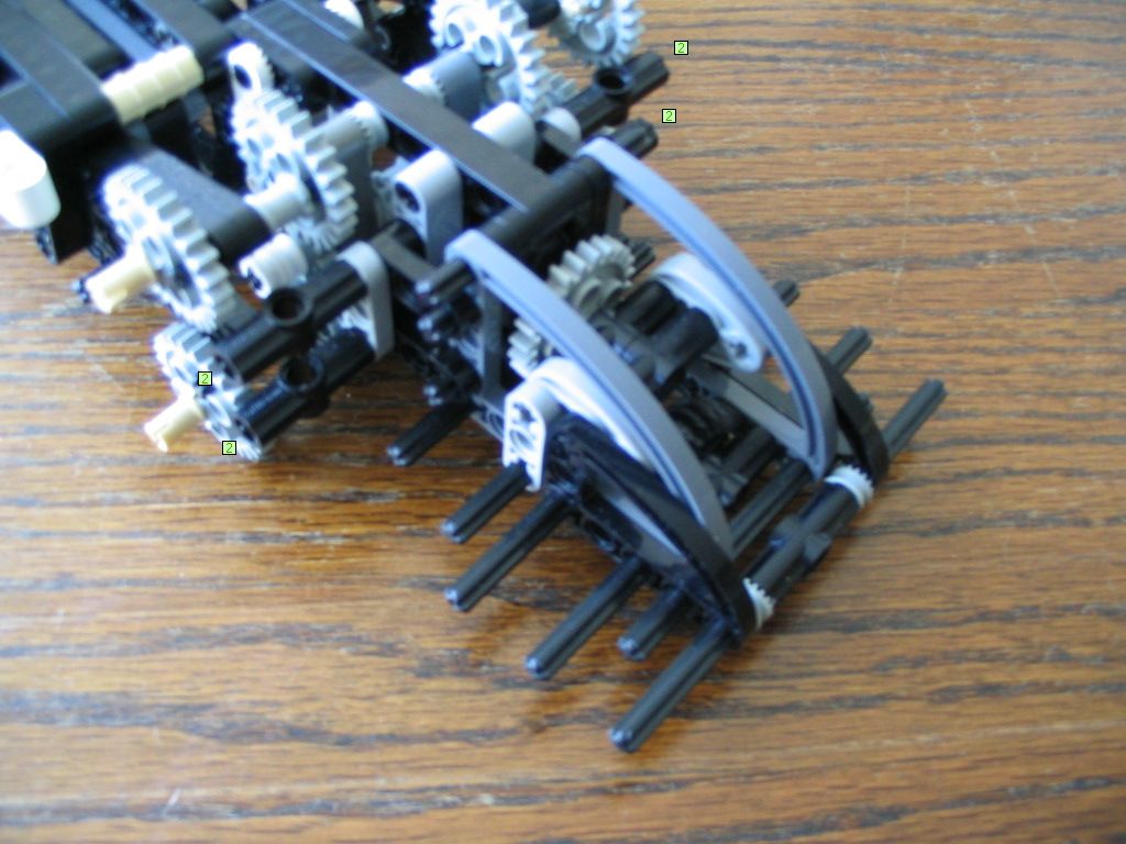 walkingmachine0050.jpg