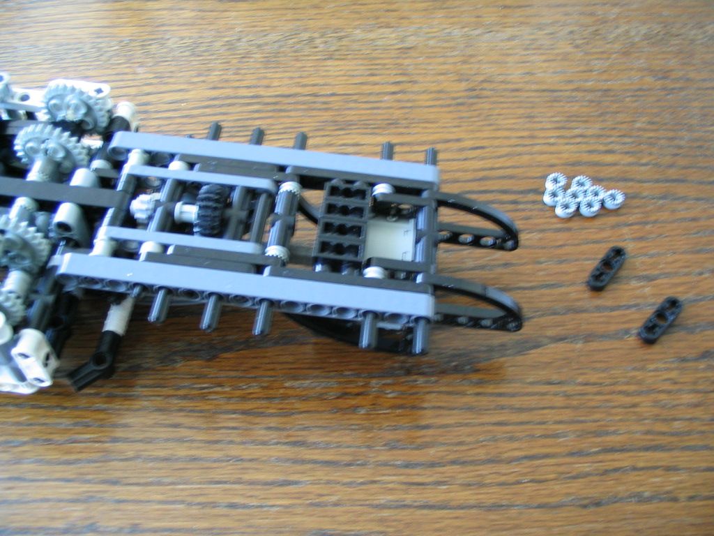 walkingmachine0073.jpg