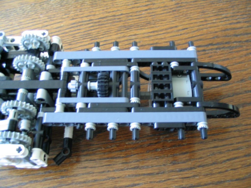walkingmachine0074.jpg