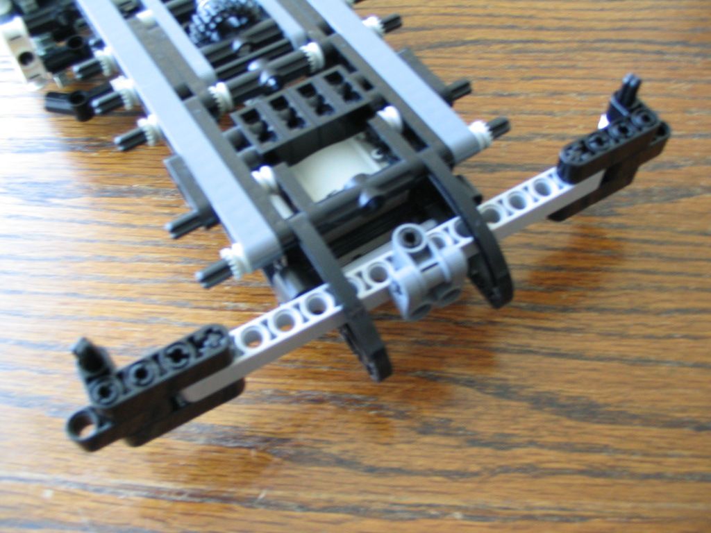 walkingmachine0083.jpg