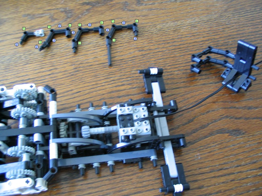 walkingmachine0094.jpg