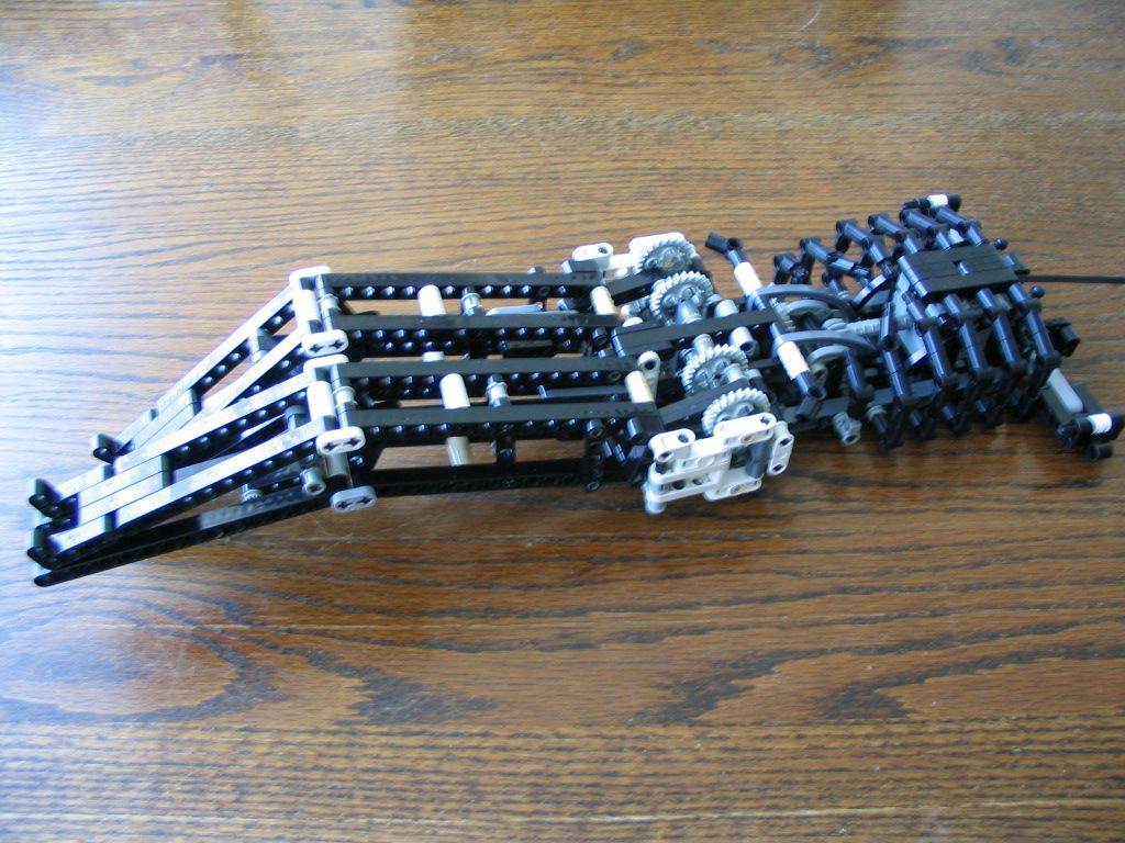 walkingmachine0097.jpg