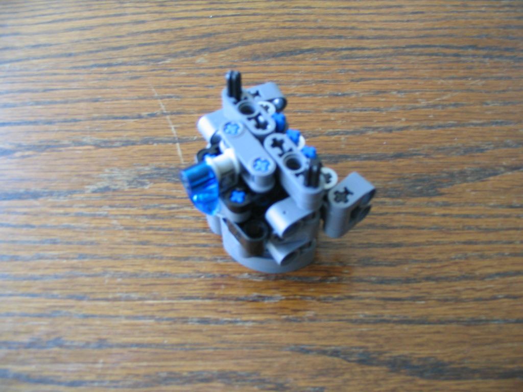 walkingmachine0137.jpg