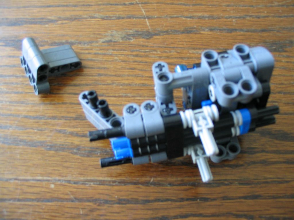 walkingmachine0148.jpg