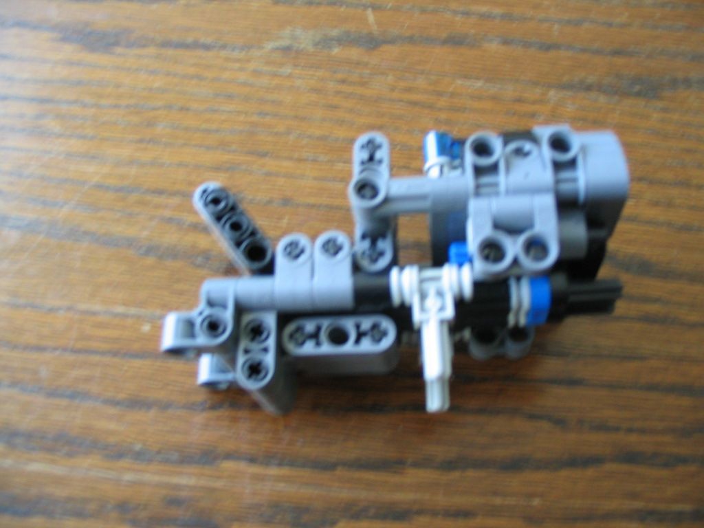 walkingmachine0150.jpg
