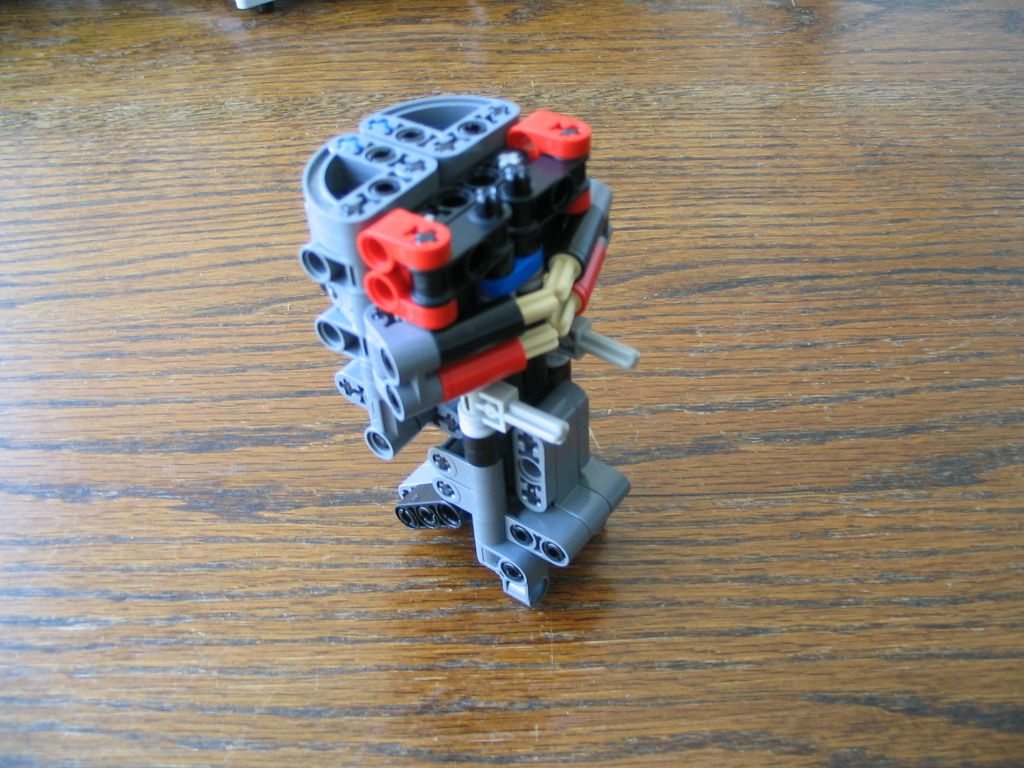 walkingmachine0152.jpg