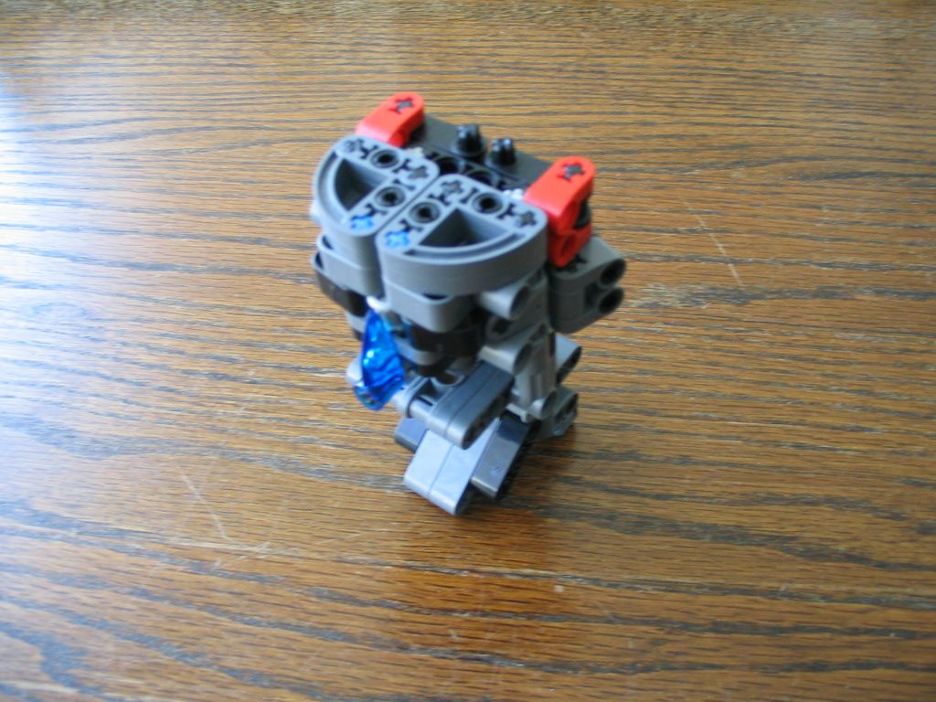 walkingmachine0153.jpg