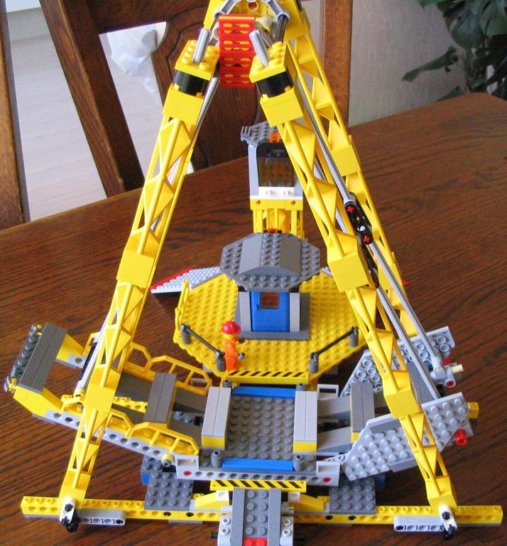 lego_7905amusementride_002.jpg