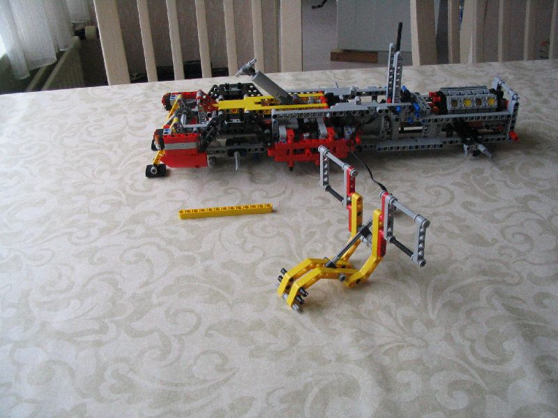 8258towtruck_101.jpg