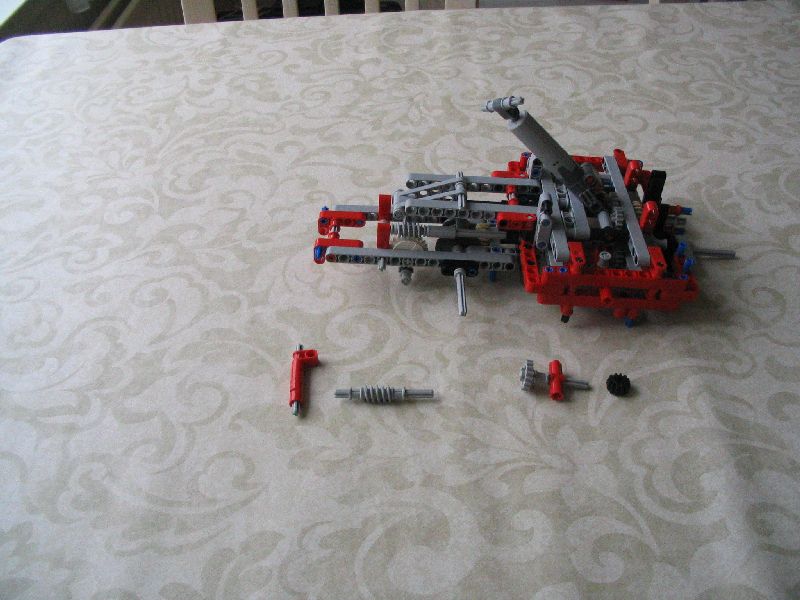 8258towtruck_135.jpg