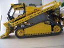 lego_8275trackedloader_011.jpg