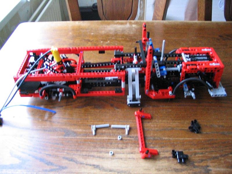 lego_8285_firetruck_019.jpg