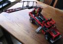 lego_8285_firetruck_008.jpg