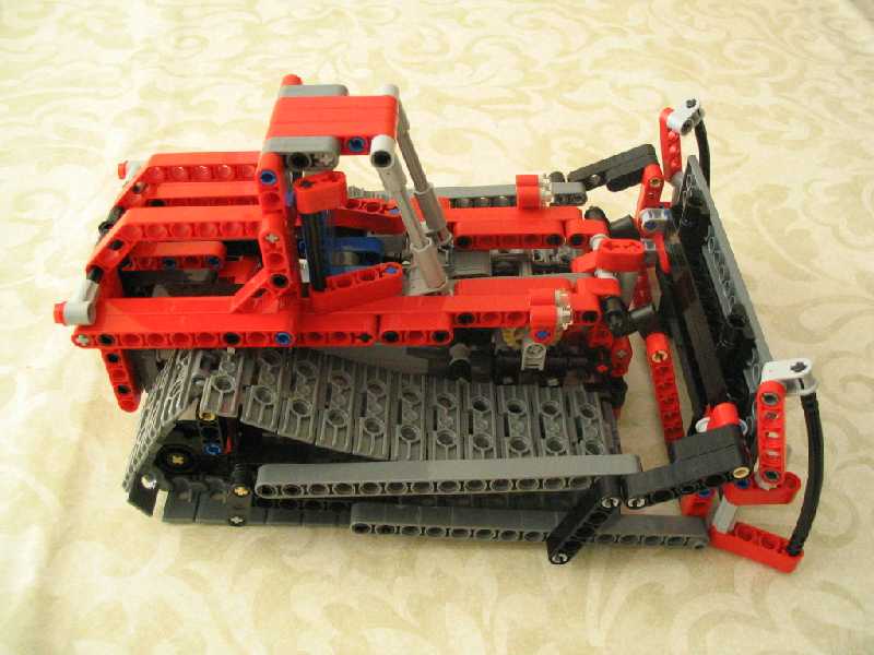 lego_8294bulldozer_000.jpg