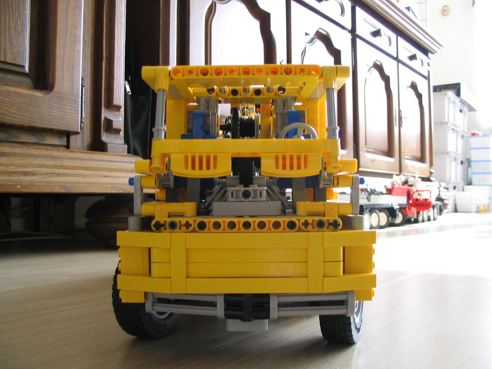 8421towtruck_03.jpg